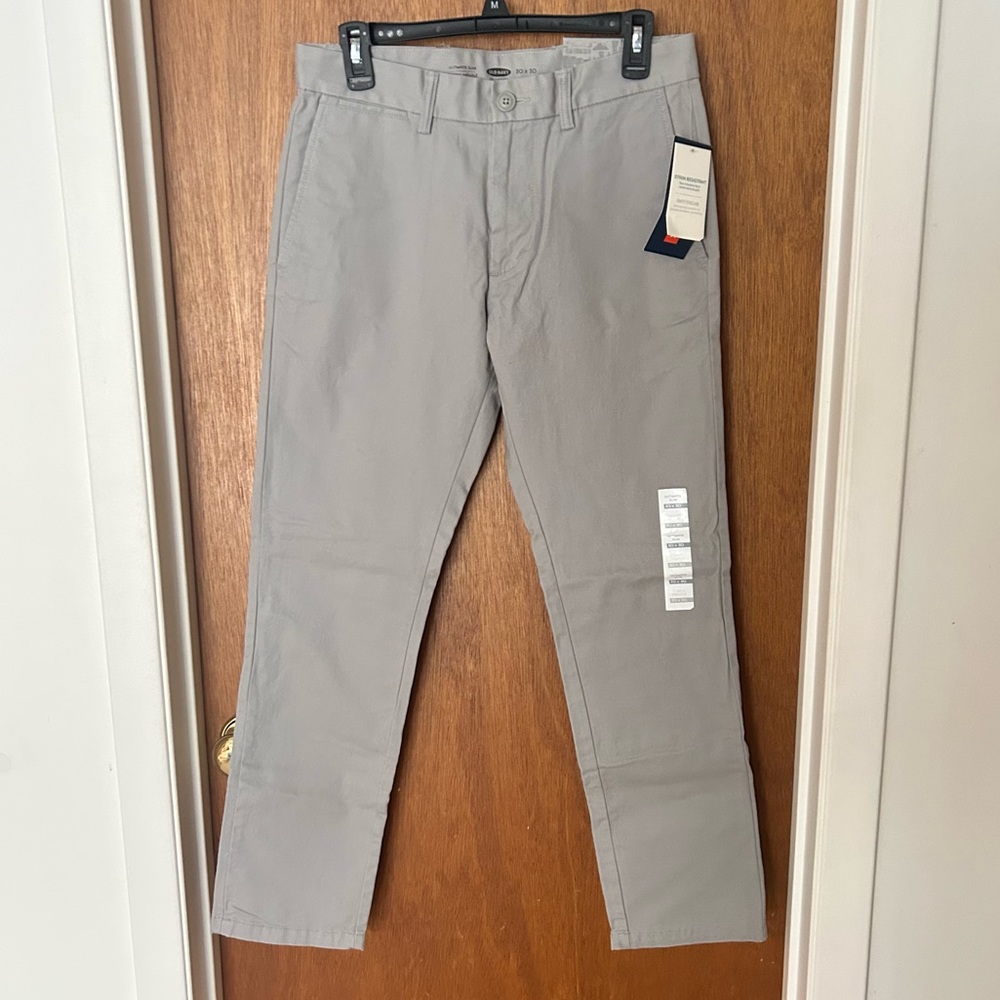 Old Navy Gray Chino Pants